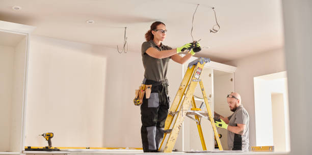 Best Affordable Emergency Electrician  in Clovis, CA