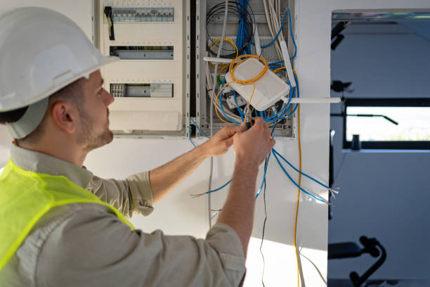 Best Ceiling Fan Installation Electrician  in Clovis, CA